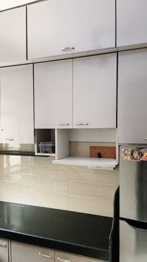 Room in 2 BHK Apartment at Priya CHS Worli, Worli – for Rent