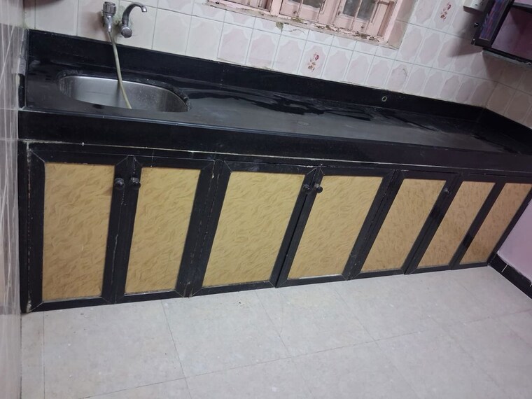 Kitchen, krishna radha society 1 Bedroom 350 Sq.Ft. Apartment In Krishna Radha Society Thane 10478091