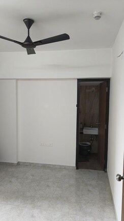 1 BHK Apartment For Rent in Lodha Amara