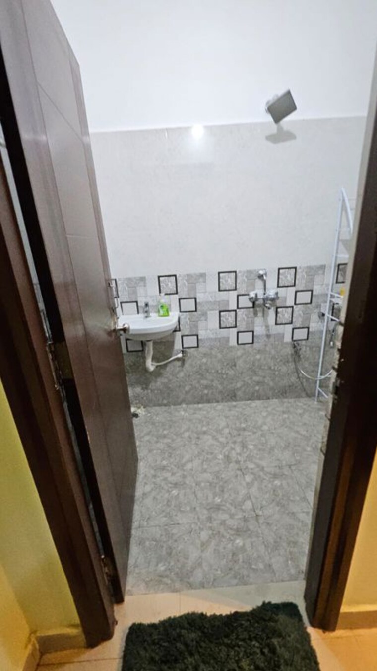 Bathroom, a s rao nagar 3 Bedroom 1350 Sq.Ft. Apartment In A S Rao Nagar Hyderabad 9263969