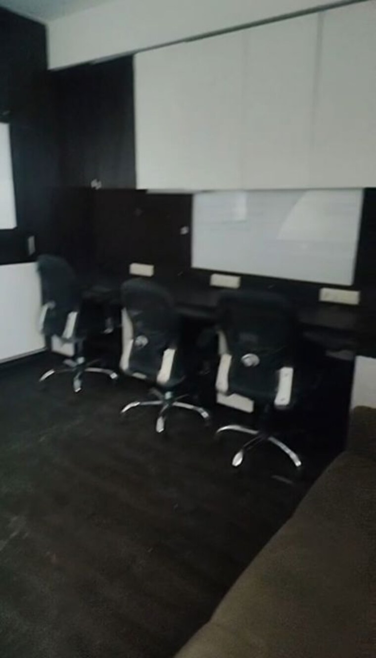 Gym, sola Commercial Office Space 780 Sq.Ft. In Sola Ahmedabad 10478172