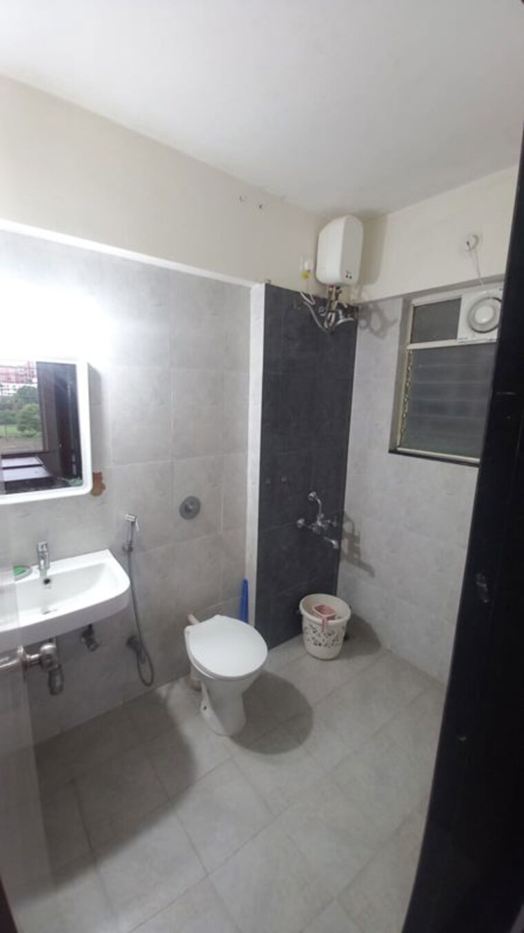 Bathroom, vilas-yashwin-2-0 3 Bedroom 3000 Sq.Ft. Apartment In Sus Pune 10478151
