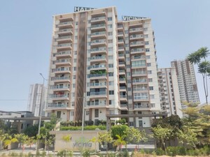 3 BHK Apartment For Sale in Hallmark Vicinia, Narsingi