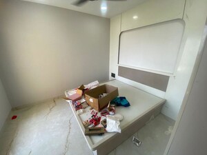 Furnished Amenities in 2 BHK Apartment at Lady Ratan Tower, Worli – for Rent
