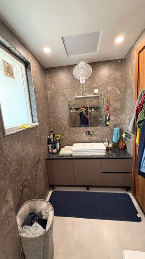 Bathroom in 4 BHK Builder Floor at Sector 22 – for Rent