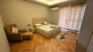 Bedroom in 4 BHK Builder Floor at Sector 22 – for Rent