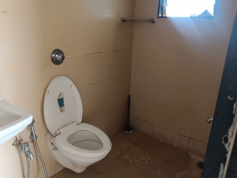 Bathroom, vraj-green-valley 2 Bedroom 650 Sq.Ft. Apartment In Kolshet Industrial Area Thane 10478223