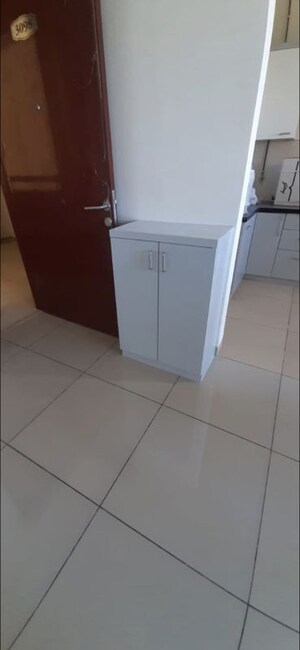 Room in 1 BHK Apartment at Prestige Royale Gardens, Gantiganahalli – for Rent