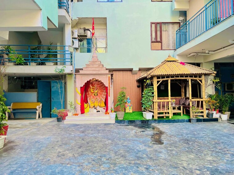 Exterior View, sector 22 Pg For Boys & Girls In Sector 22 10478305