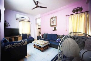 Bedroom in 2 BHK Apartment at Ellisbridge – for Sale