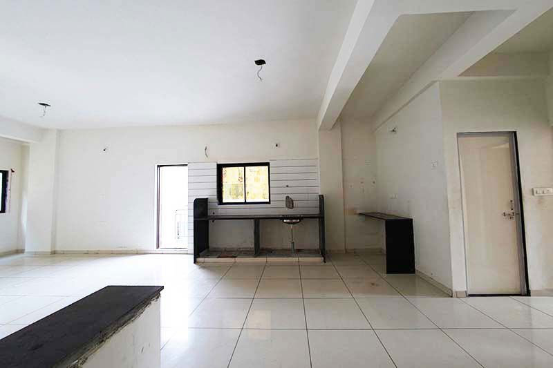 Bathroom in 2 BHK Apartment at Ellisbridge – for Sale