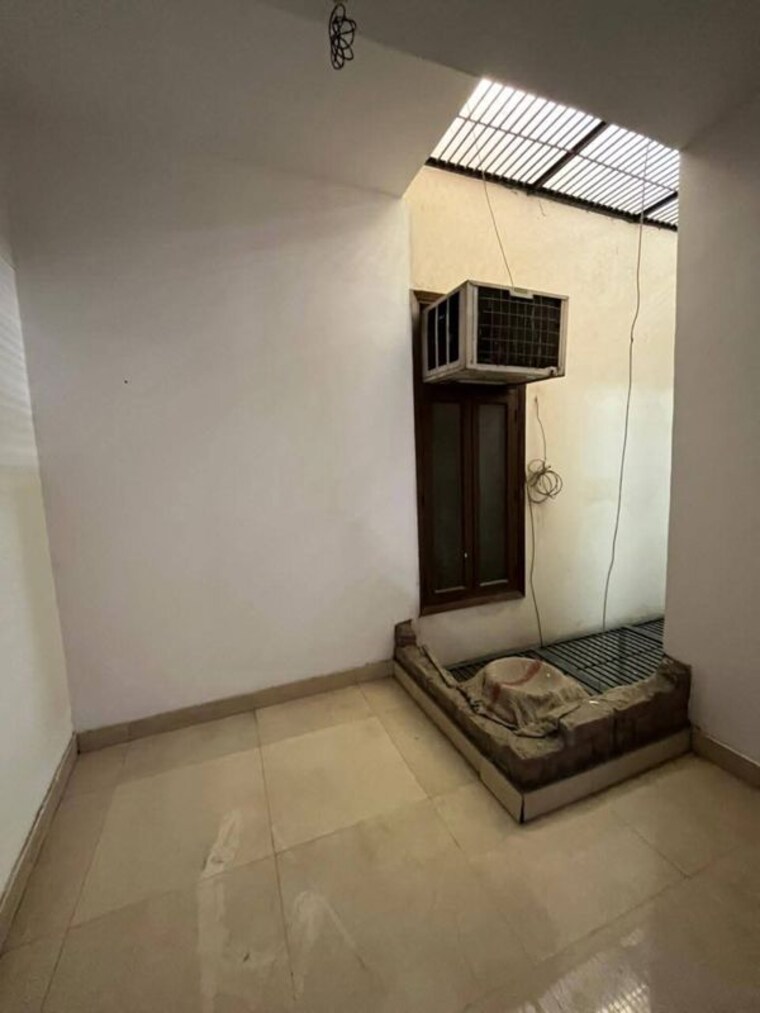 Living Room, akd-tower 1 Bedroom 900 Sq.Ft. Builder Floor In Sector 14 Gurgaon 10478378