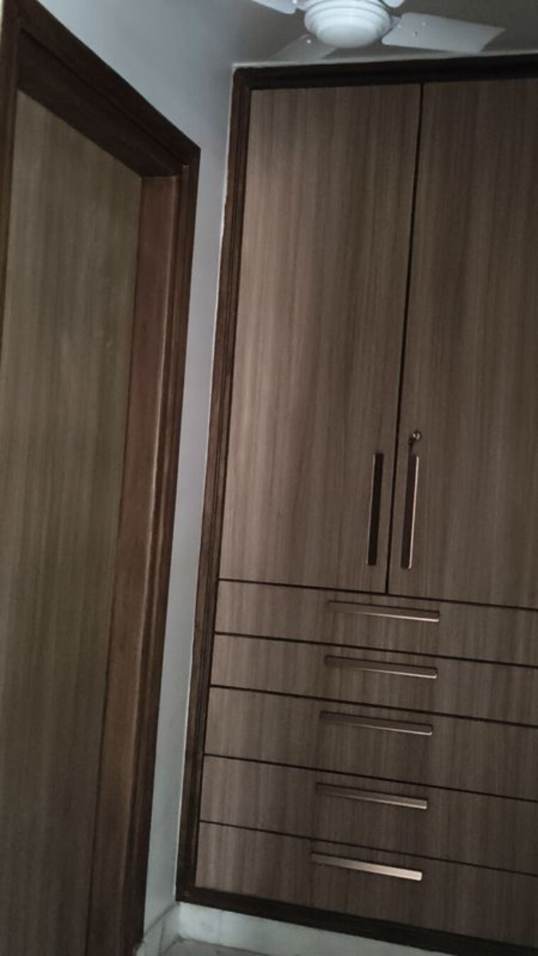 undefined, sector 27 4 Bedroom 2400 Sq.Ft. Builder Floor In Sector 27 Gurgaon 10478405