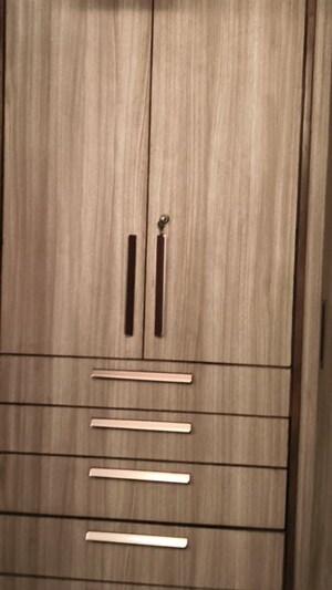 Furnished Amenities in 4 BHK Builder Floor at Sector 27 – for Rent