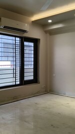 4 BHK 2400 Sq.Ft. Builder Floor in Sector 27