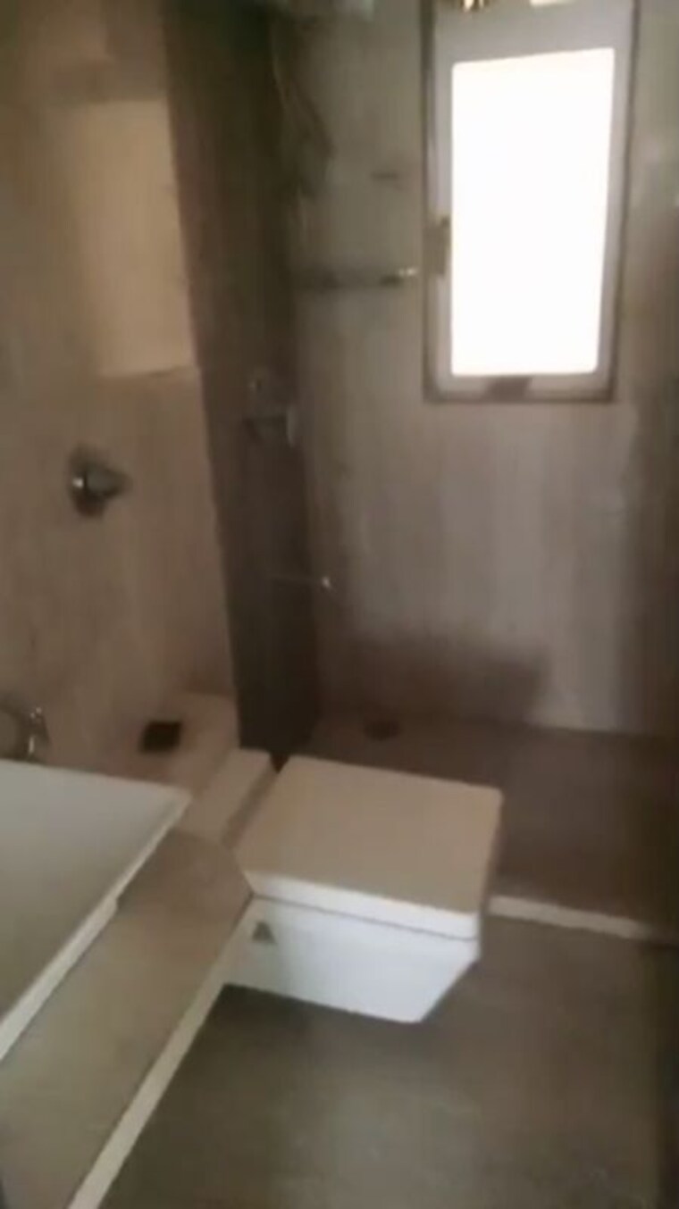 Bathroom, kukreja-estate 2 Bedroom 680 Sq.Ft. Apartment In Chembur Mumbai 10478407