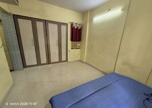 Room in 2 BHK Apartment at Dosti Group Maitri Vatika, Kalwa – for Rent