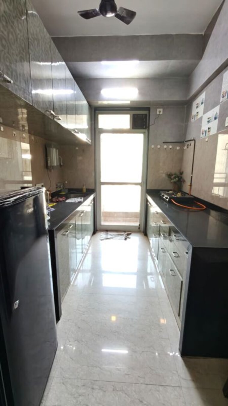 Kitchen, raheja-heights-phase-2 2 Bedroom 850 Sq.Ft. Apartment In Goregaon East Mumbai 10478406
