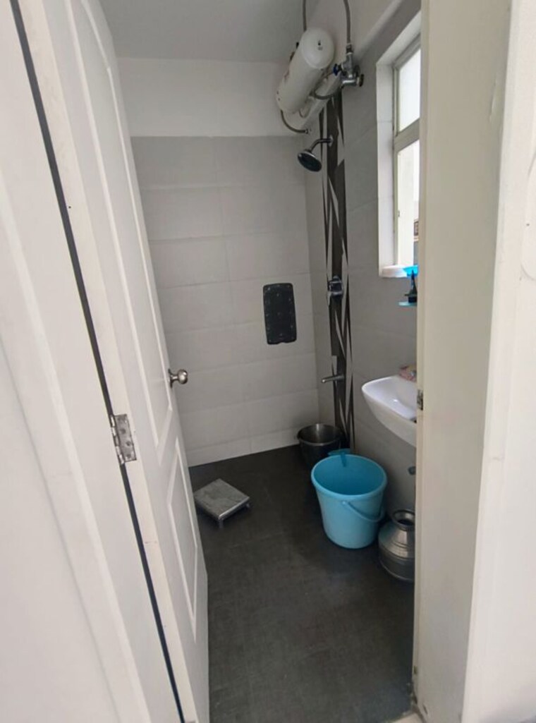 Bathroom, arun-sheth-sanskriti 1 Bedroom 450 Sq.Ft. Apartment In Wakad Pune 10478453