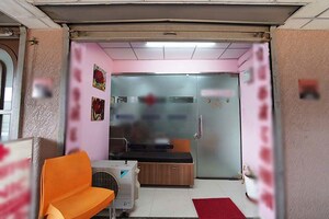  Shop For Sale in Ellisbridge