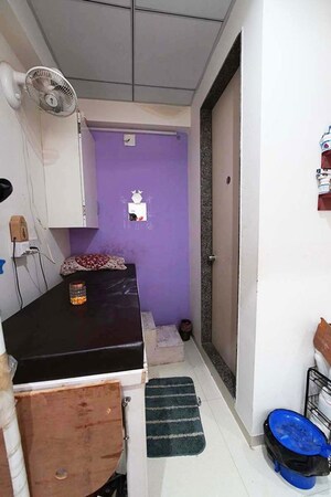 Furnished Amenities in  Shop at Ellisbridge – for Sale