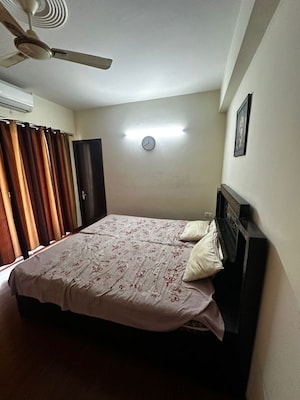 Bedroom in 3 BHK Apartment at Amrapali La Galleria, Tech Zone 4 Greater Noida – for Rent