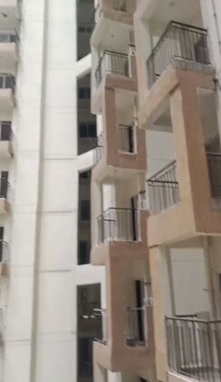 2 BHK Apartment For Rent in Amrapali Dream Valley