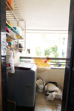 Team Area in 2 BHK Apartment at Ellisbridge – for Sale