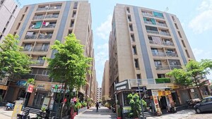 2 BHK Apartment – Exterior View View at Ellisbridge - for Sale