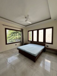 3 BHK Builder Floor For Rent in South City 1
