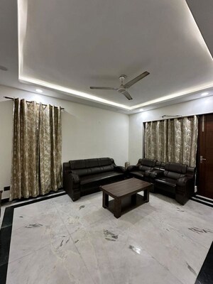 Living Room in 3 BHK Builder Floor at South City 1 – for Rent