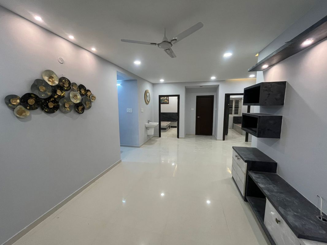 3 BHK + Pooja Room 1625 Sq.Ft. Apartment in Riddhi Saphire