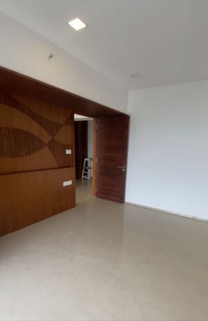Room in 2 BHK Apartment at Chembur Gaothan, Chembur – for Rent