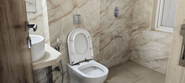 Bathroom, neelam-senroofs 3 Bedroom 1580 Sq.Ft. Apartment In Nahur East Mumbai 10478572