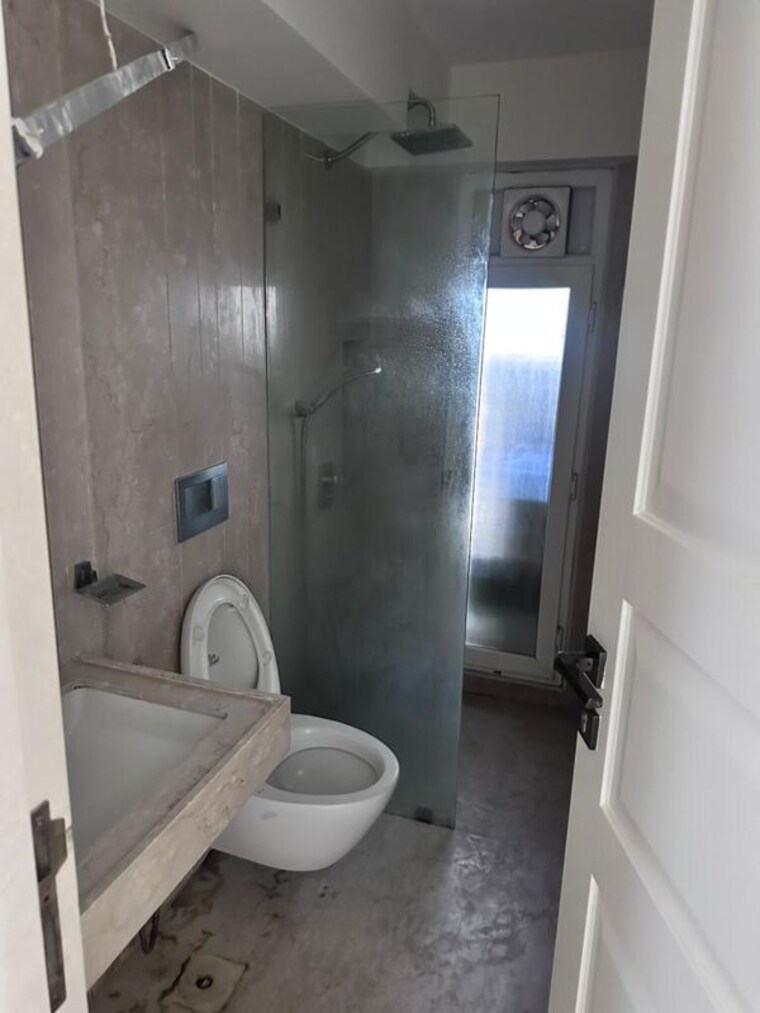 Bathroom, kanakia-paris 2.5 Bedroom 900 Sq.Ft. Apartment In Bandra East Mumbai 10478606