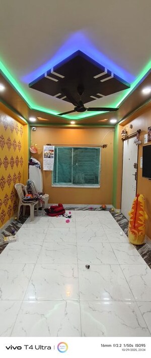 Room in 3 BHK Apartment at Sodepur – for Sale