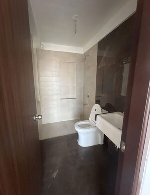 Bathroom in 3.5 BHK Apartment at Indiabulls One Indiabulls, Pokhran Road No Two – for Rent