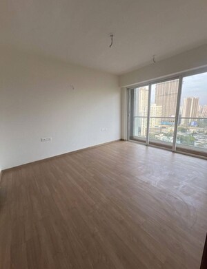 3.5 BHK Apartment For Rent in Indiabulls One Indiabulls, Pokhran Road No Two