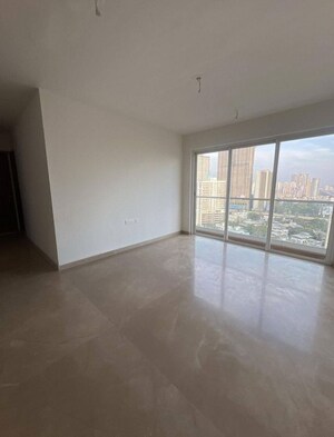 Room in 3.5 BHK Apartment at Indiabulls One Indiabulls, Pokhran Road No Two – for Rent