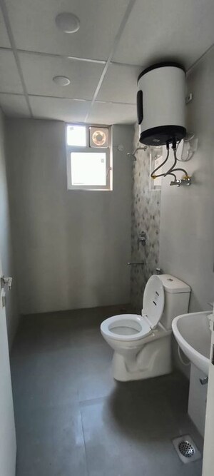 Bathroom in 3.5 BHK Apartment at Signature Global City, Sector 37d – for Rent
