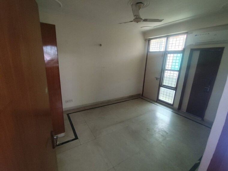 Room, ss-the-palladians 3 Bedroom 1500 Sq.Ft. Apartment In Sector 47 Gurgaon 10478702
