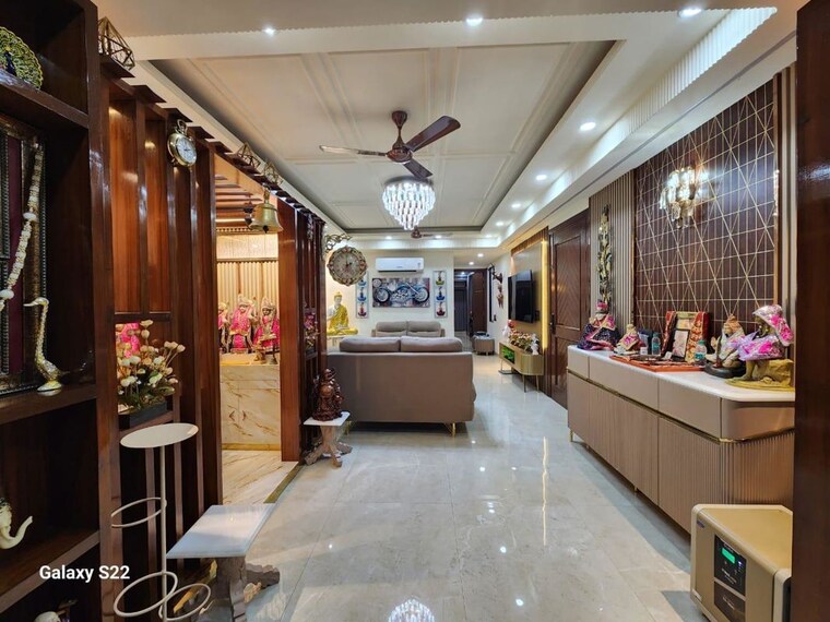 Living Room, sultanpur 3 Bedroom 170 Sq.Yd. Builder Floor In Sultanpur Delhi 10478687