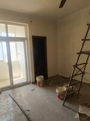 Staircase in 3 BHK Apartment at Amrapali Silicon City, Sector 76 – for Rent