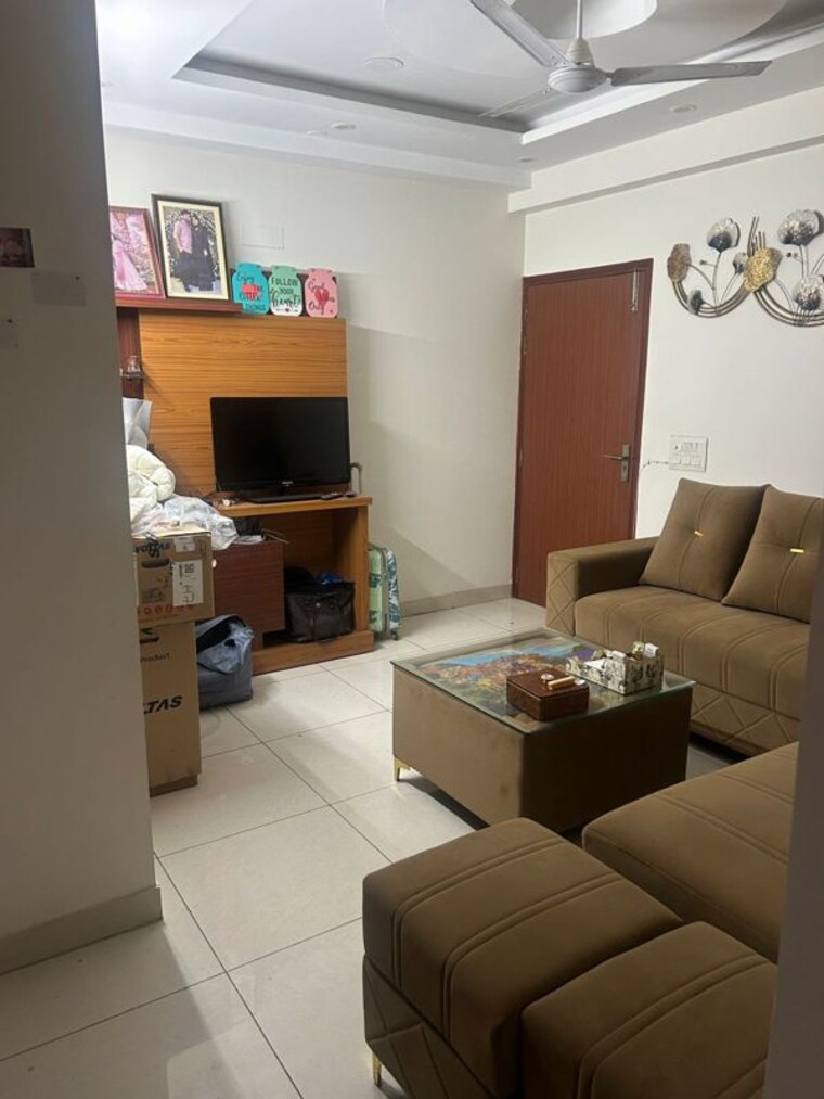 Team Area, amrapali-silicon-city 3 Bedroom 1700 Sq.Ft. Apartment In Sector 76 Noida 10478719