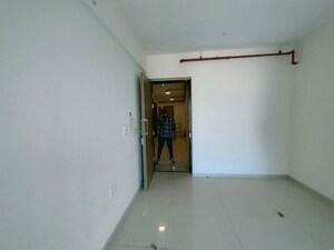 Room in 2 BHK Apartment at Adani Ten BKC, Bandra East – for Rent