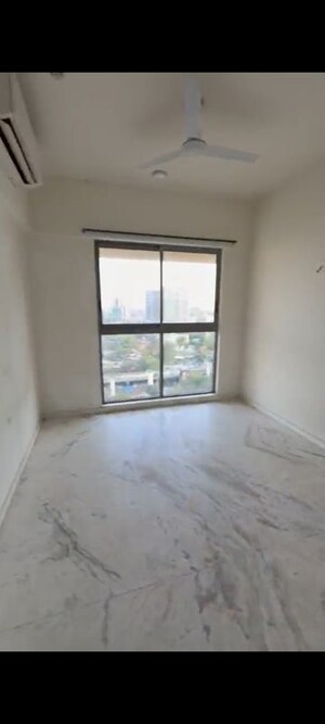 2 BHK Apartment For Rent in JP Eminence, Andheri West