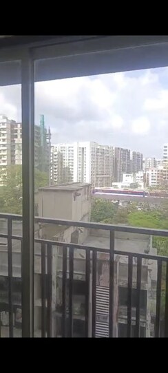 2 BHK Apartment For Rent in Bini Winspace Amelio