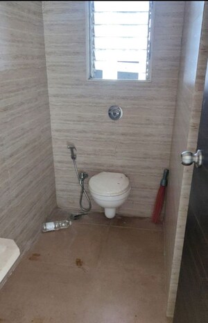 Bathroom in 1 BHK Apartment at Sanskruti Splendour, Dahisar East – for Sale