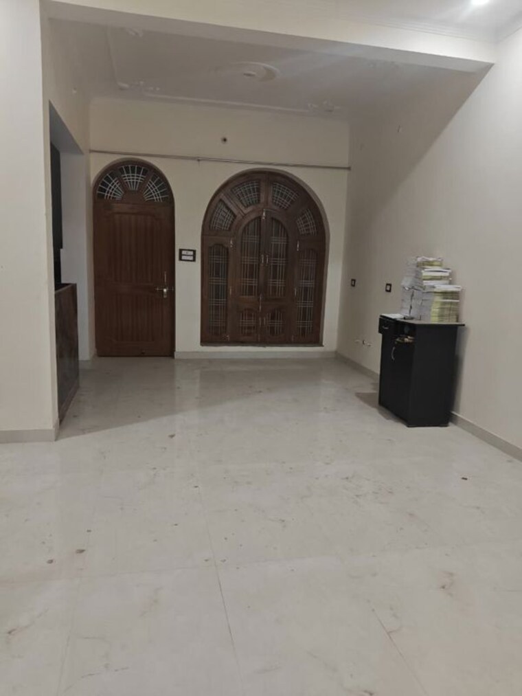 Room, indira nagar 3 Bedroom 1500 Sq.Ft. Independent House In Indira Nagar Lucknow 10478797