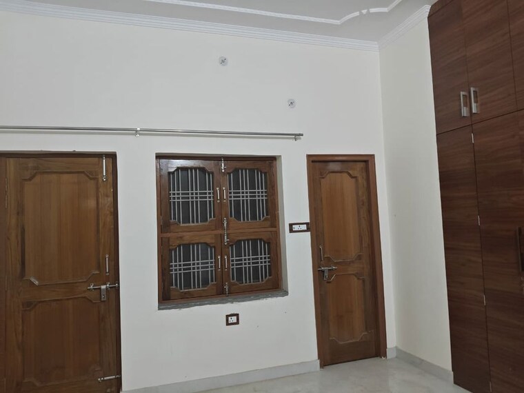 Room, indira nagar 3 Bedroom 1500 Sq.Ft. Independent House In Indira Nagar Lucknow 10478797